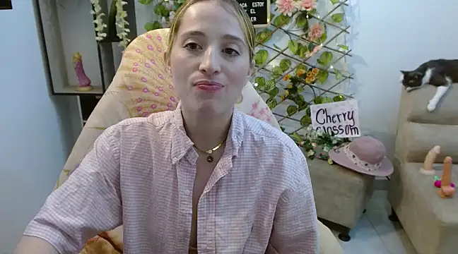 Snapshot of Ashleysoy chatting on 03-19-25, 06:14 Ashleysoy online show from 03-19-25, 06:14