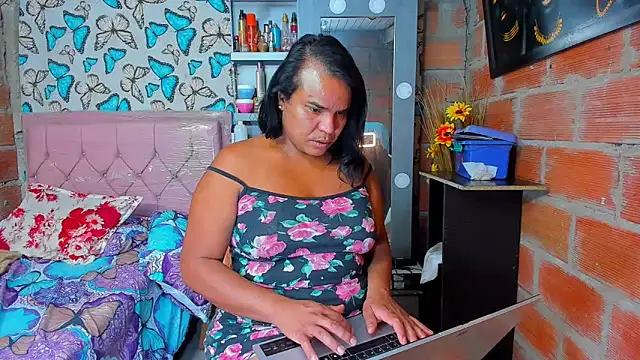 Snapshot of luciana_osorno chatting on 03-30-26, 02:18 luciana osorno online show from 03-30-26, 02:18