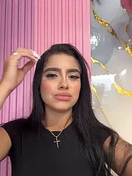 Victoria adaams online show from 10-21-25, 07:36