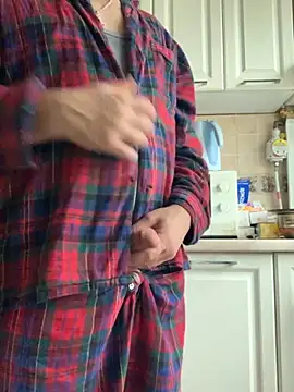 GHsveter online show from 11-18-25, 08:08