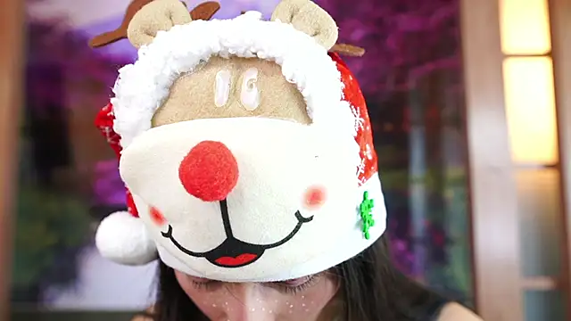 miss sharlotte18 online show from 12-15-25, 06:12