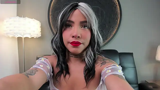 miss vaiolette online show from 01-11-25, 11:02