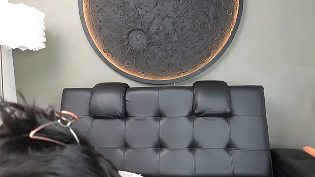 Snapshot of miss_vaiolette chatting on 03-27-26, 11:10 miss vaiolette online show from 03-27-26, 11:10