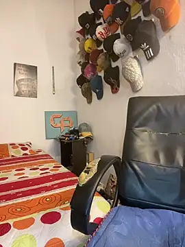 Snapshot of Cabetothepro chatting on 02-18-26, 03:02 Cabetothepro online show from 02-18-26, 03:02