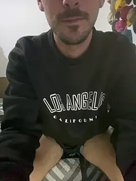 Snapshot of Cabetothepro chatting on 03-03-26, 03:01 Cabetothepro online show from 03-03-26, 03:01