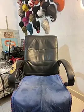 Snapshot of Cabetothepro chatting on 03-21-26, 05:12 Cabetothepro online show from 03-21-26, 05:12