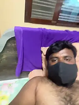 Snapshot of pavanappi098 chatting on 03-08-25, 04:39 pavanappi098 online show from 03-08-25, 04:39