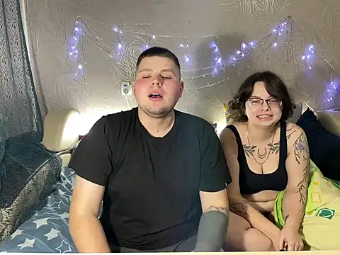 Snapshot of Volshebnik130_ chatting on 01-27-25, 03:18 Volshebnik130 online show from 01-27-25, 03:18