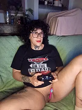 callmelouve online show from 11-16-25, 04:45