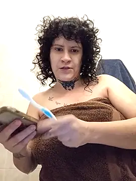 callmelouve online show from 12-20-25, 08:16