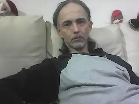 Snapshot of latinx44 chatting on 12-11-24, 06:14 latinx44 online show from 12-11-24, 06:14