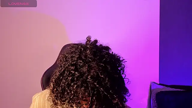 Lucas eevans online show from 01-17-25, 03:43