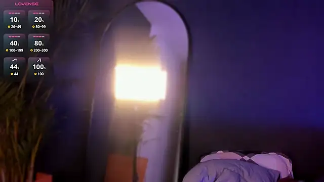 Lucas eevans online show from 11-19-25, 01:22