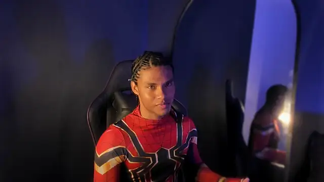 Snapshot of Lucas_eevans chatting on 02-10-26, 02:10 Lucas eevans online show from 02-10-26, 02:10