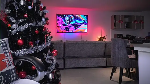 Snapshot of Frank_Farrell chatting on 01-09-26, 04:48 Frank Farrell online show from 01-09-26, 04:48