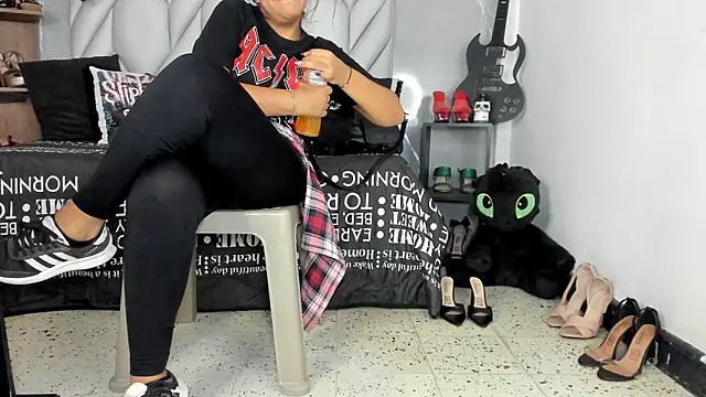 MirandaHaguen online show from 05-09-26, 08:58