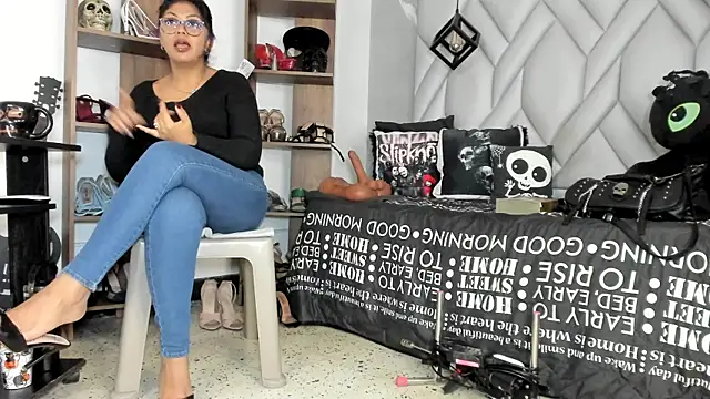 MirandaHaguen online show from 06-25-26, 08:57