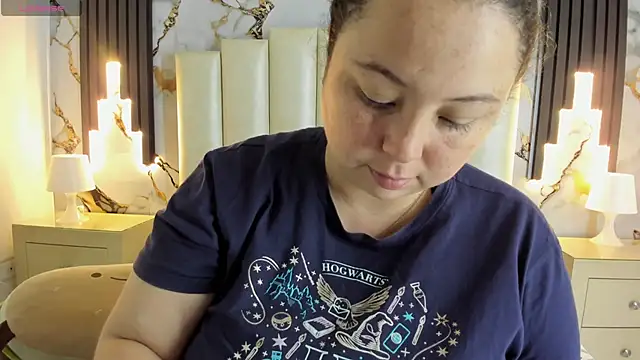 mollieblue69 online show from 02-21-25, 12:50