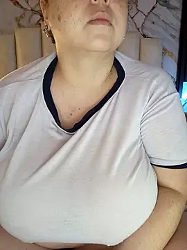 Snapshot of mollieblue69 chatting on 03-01-26, 01:24 mollieblue69 online show from 03-01-26, 01:24