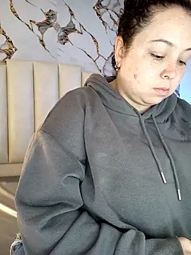 Snapshot of mollieblue69 chatting on 03-24-26, 01:05 mollieblue69 online show from 03-24-26, 01:05