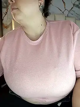 mollieblue69 online show from 05-01-26, 12:54