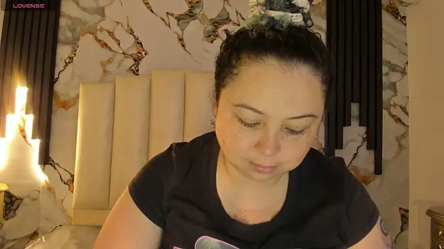 mollieblue69 online show from 05-12-26, 12:46