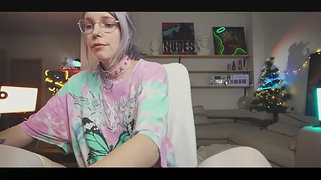 yourprettykate online show from 12-13-24, 11:23