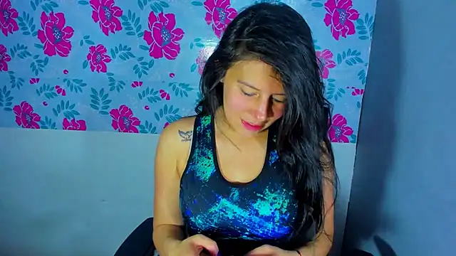 Snapshot of sandyquinnxx chatting on 03-18-25, 12:47 sandyquinnxx online show from 03-18-25, 12:47