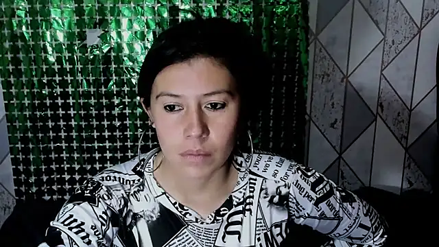 Snapshot of sandyquinnxx chatting on 09-15-25, 04:18 sandyquinnxx online show from 09-15-25, 04:18