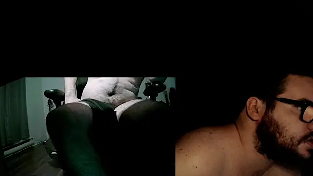 Snapshot of fck_boy123 chatting on 03-20-26, 05:45 fck boy123 online show from 03-20-26, 05:45