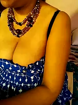 Snapshot of tharu_sweet chatting on 02-04-25, 03:26 tharu sweet online show from 02-04-25, 03:26