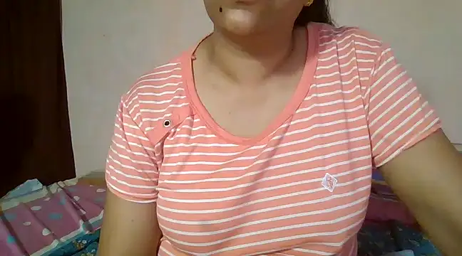 Snapshot of tharu_sweet chatting on 02-20-25, 03:08 tharu sweet online show from 02-20-25, 03:08