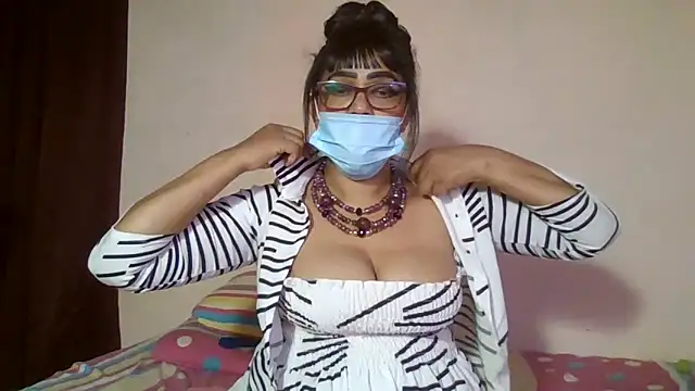 Snapshot of tharu_sweet chatting on 03-15-25, 07:05 tharu sweet online show from 03-15-25, 07:05