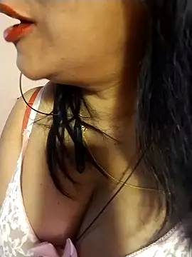 Snapshot of tharu_sweet chatting on 09-14-25, 06:23 tharu sweet online show from 09-14-25, 06:23