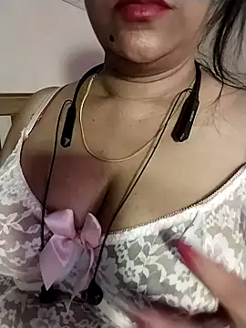 Snapshot of tharu_sweet chatting on 09-14-25, 06:29 tharu sweet online show from 09-14-25, 06:29