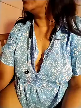 Snapshot of tharu_sweet chatting on 09-20-25, 06:03 tharu sweet online show from 09-20-25, 06:03