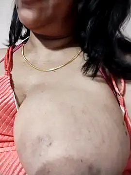 Snapshot of tharu_sweet chatting on 01-14-26, 05:18 tharu sweet online show from 01-14-26, 05:18