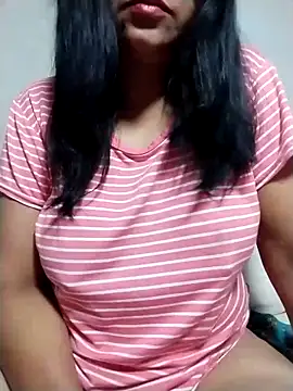 Snapshot of tharu_sweet chatting on 03-03-26, 03:23 tharu sweet online show from 03-03-26, 03:23