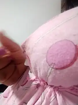 Snapshot of tharu_sweet chatting on 03-05-26, 07:15 tharu sweet online show from 03-05-26, 07:15