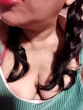 Snapshot of tharu_sweet chatting on 03-17-26, 06:06 tharu sweet online show from 03-17-26, 06:06