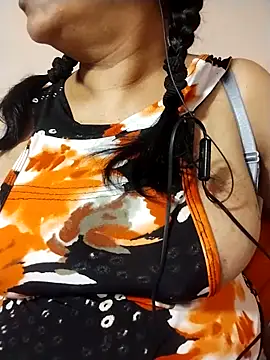 Snapshot of tharu_sweet chatting on 05-04-26, 05:42 tharu sweet online show from 05-04-26, 05:42