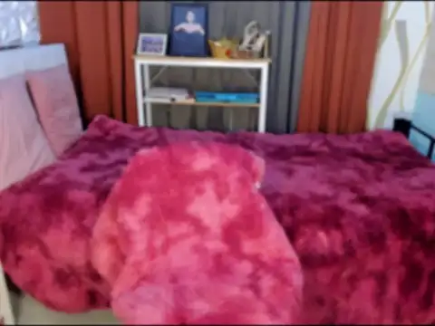 Snapshot of Laura_yourhottestbabe123 chatting on 01-23-25, 02:28 Laura yourhottestbabe123 online show from 01-23-25, 02:28