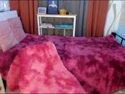 Snapshot of Laura_yourhottestbabe123 chatting on 02-03-25, 07:00 Laura yourhottestbabe123 online show from 02-03-25, 07:00