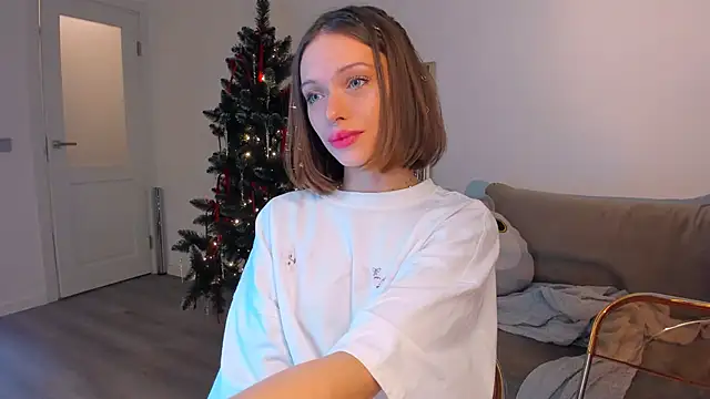 Snapshot of Kossie_ chatting on 12-08-24, 06:54 Kossie  online show from 12-08-24, 06:54