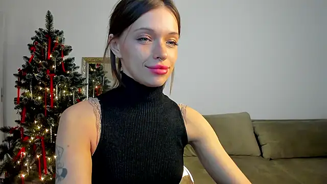 Snapshot of Kossie_ chatting on 12-20-24, 02:49 Kossie  online show from 12-20-24, 02:49