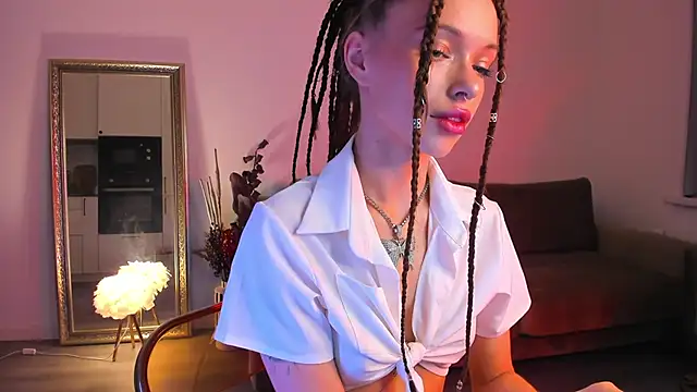 Snapshot of Kossie_ chatting on 01-19-25, 02:06 Kossie  online show from 01-19-25, 02:06