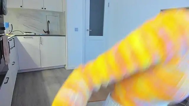 Snapshot of Kossie_ chatting on 02-06-25, 02:58 Kossie  online show from 02-06-25, 02:58