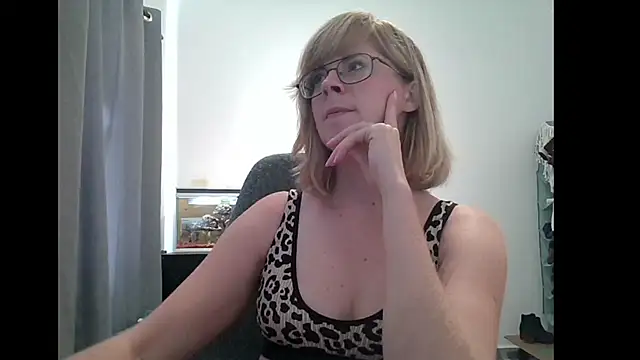 SavannaGirly online show from 02-11-25, 06:11