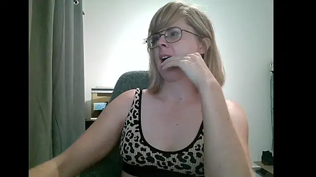 SavannaGirly online show from 02-12-25, 07:23