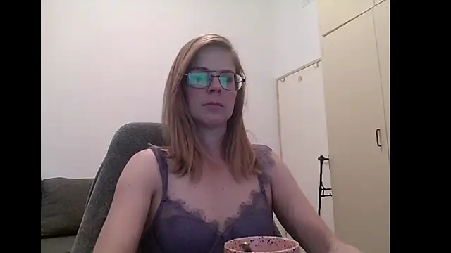 SavannaGirly online show from 09-25-25, 09:13